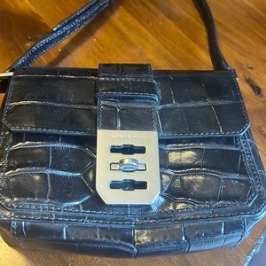 Michael Kors Cross Body — Leather